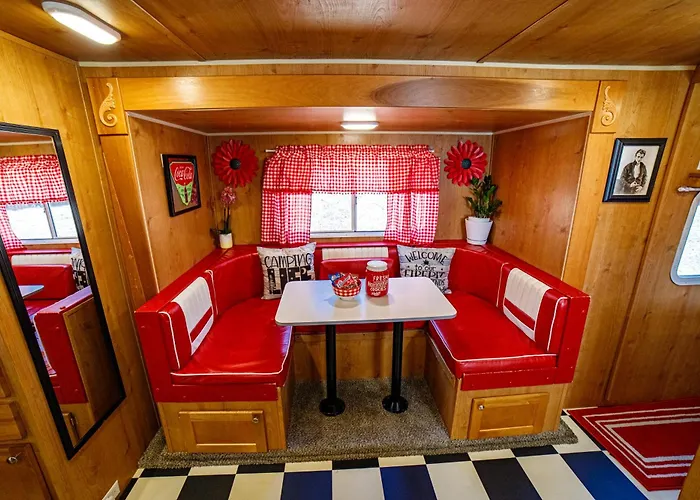 Darling Daisy Retro Rv Adventure