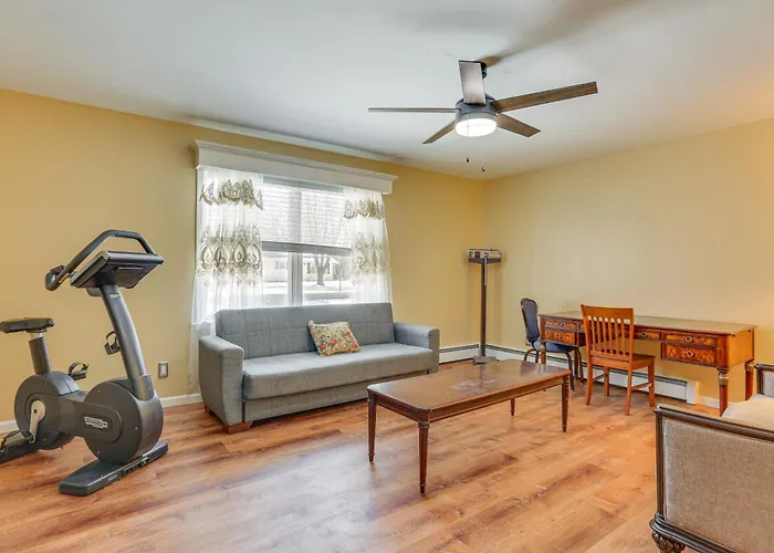 Pet Friendly & Wfh Ready! Quiet Hudson Valley Apt