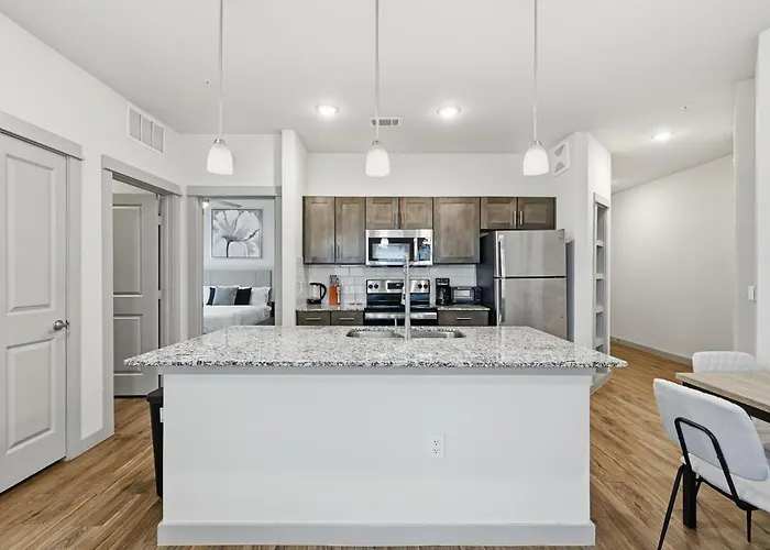 Chisholm Trace 327 Relaxing 2Bd 2Ba