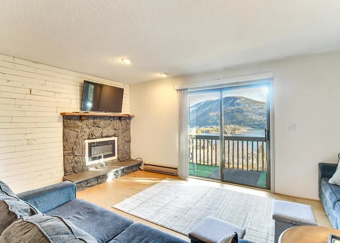 Ski, Hike & Snowmobile: Mtn-View Grand Lake Gem!