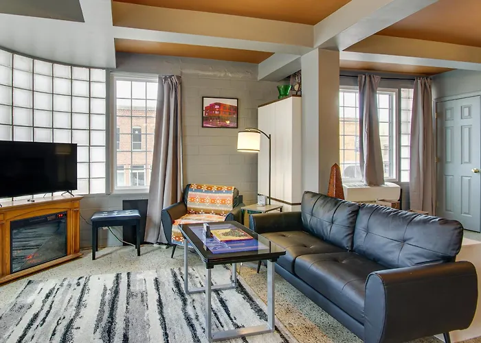 Unique Studio In Downtown Lebanon, Pets Welcome!