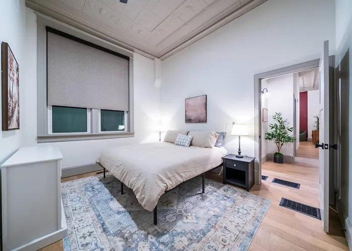Scarlet Suite