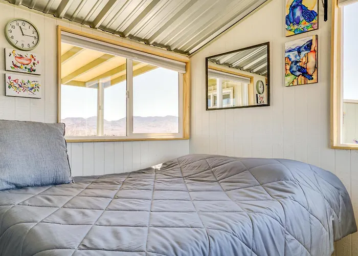 Tiny Town Cottages In Rodeo! 'Dog House'