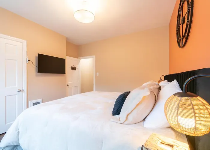 Princeton Einstein Boutique Stay
