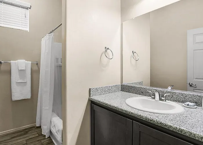 Landing Apartments - The Preserve At Great Pond