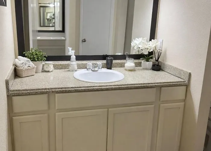 Modern Comfort Stay ,Relax And Recharge
