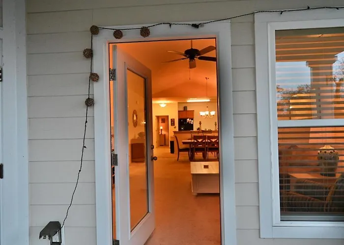 Charming Townhome In Enjoyable N Myrtle Beach-Willow Bend