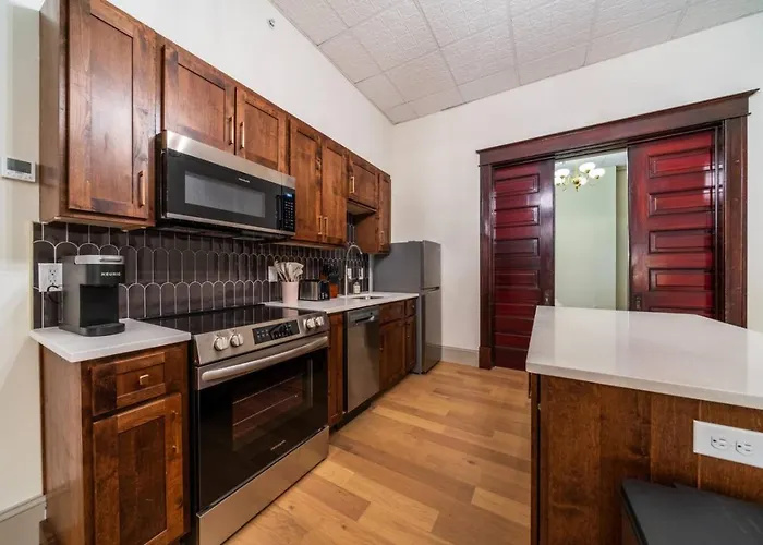 The Plum Suite
