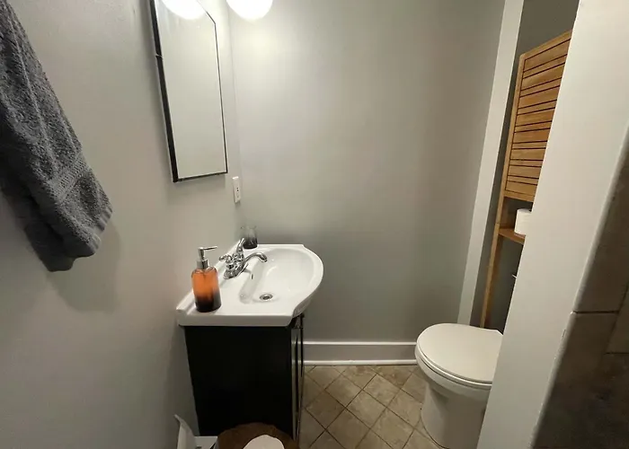 Beach Apartment In Woodmont Milford 102