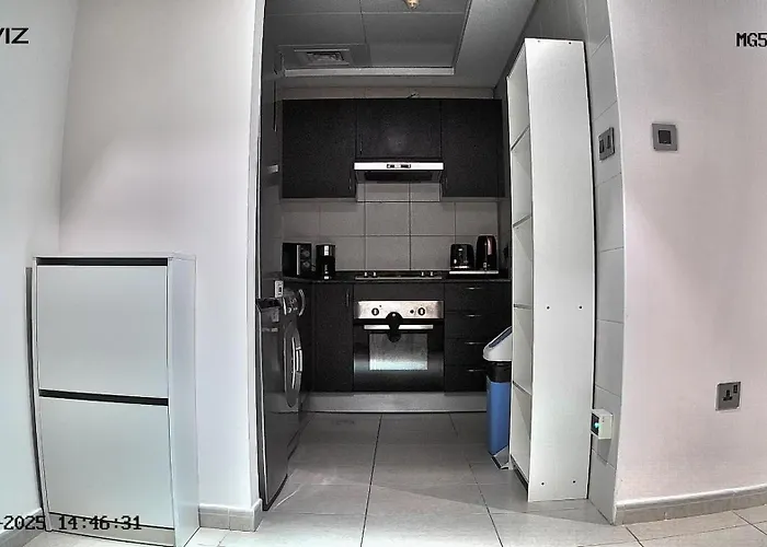 Iconic Hf Br Hall 2 Bath Balcony Free- Parking, Pool, Gym & 2 Kids - Al Reem Island
