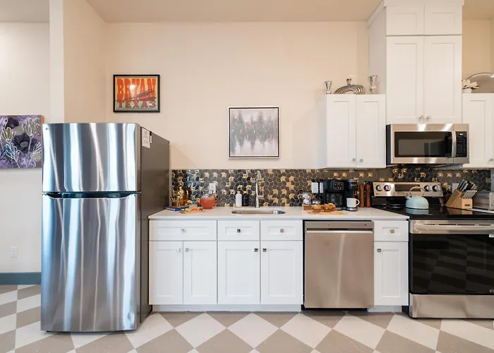 The Francesca - Apt 332