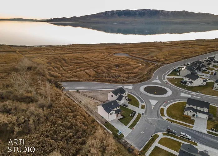 Utah County Lake View Retreat
