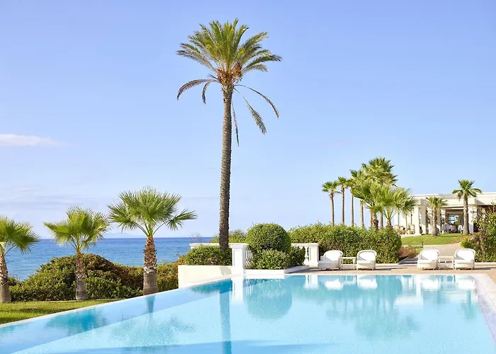 Mandola Rosa, A Resort To Live