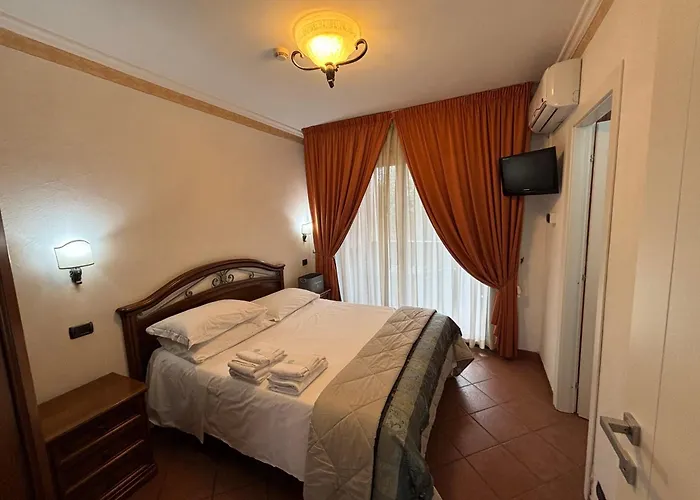 Euro House Inn Airport
