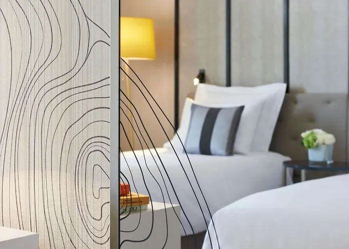Renaissance Paris La Defense Hotel