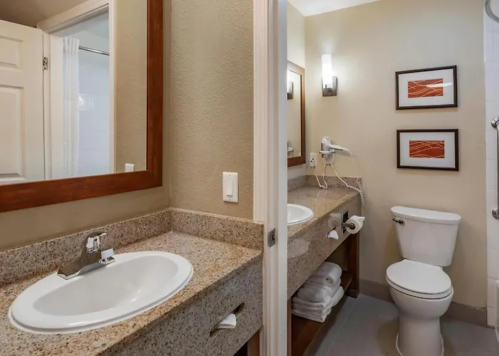 Comfort Inn&Suites Ventura Beach