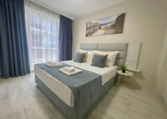Hotel Eskada Beach - Free Parking