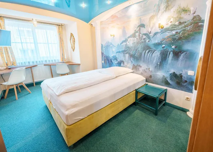 König Ludwig Design Hotel NEU Zimmer mit Sauna oder Whirlpool, genug Parkplatz