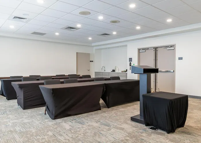 Hilton Garden Inn Portland Airport