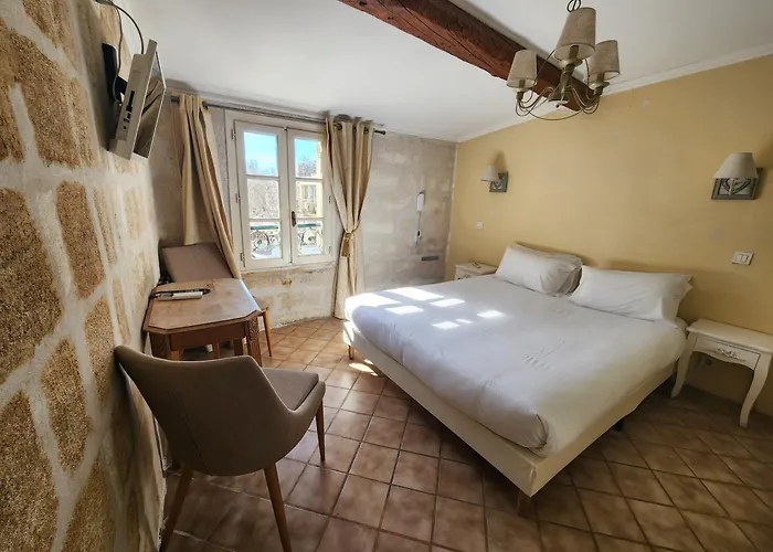 Hotel Du Palais Des Papes