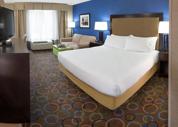 Holiday Inn Express Hotel & Suites Manchester - Airport By Ihg