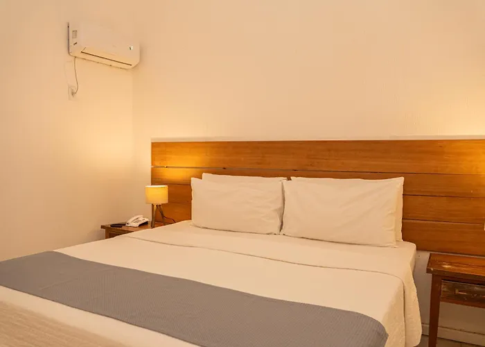 Saint Tropez Praia Hotel
