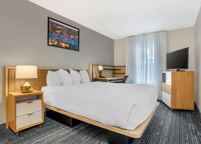 Mainstay Suites