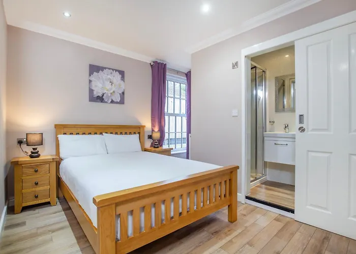 Marlborough Hotel