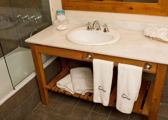 Chamonix Posada & Spa: Loft Suites with Jacuzzi and Nearby Apartments