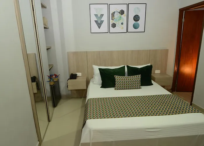Hotel Prado 34 West