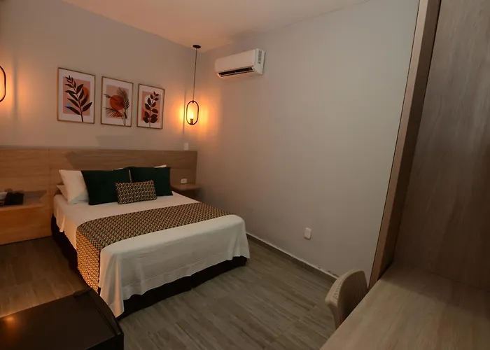 Hotel Prado 34 West