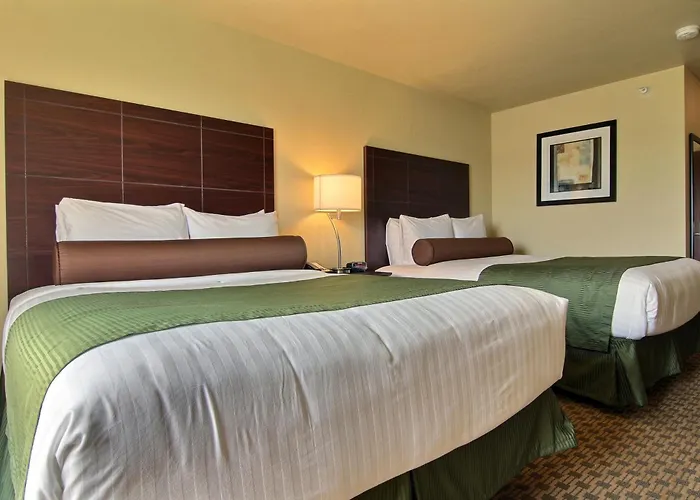Cobblestone Inn & Suites - Carrington