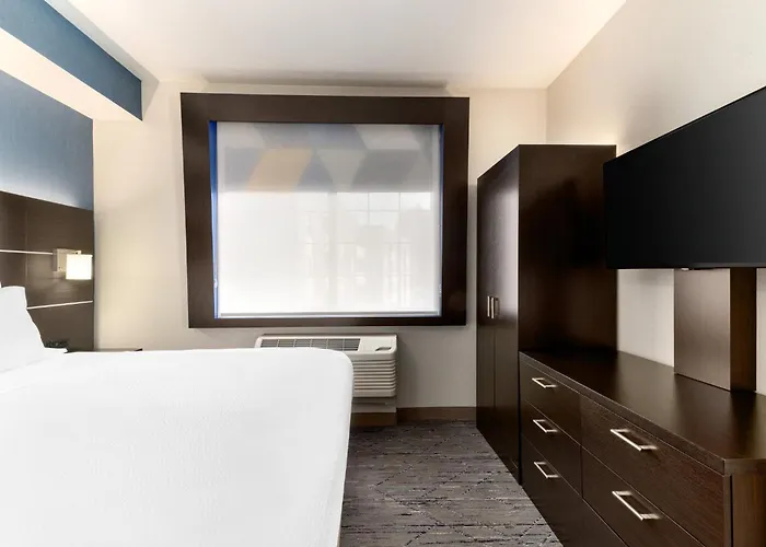 Holiday Inn Express Hotel & Suites Eugene Downtown - University By Ihg