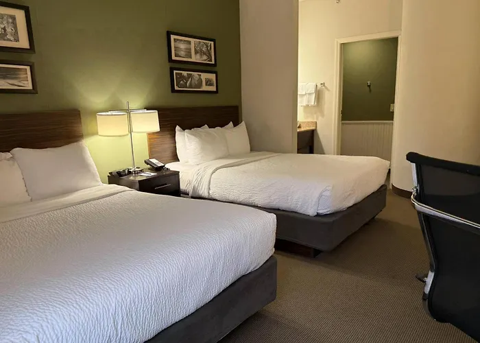 Sleep Inn & Suites Queensbury - Lake George