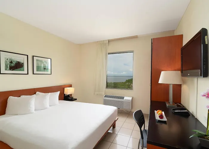 Comfort Inn Real La Union