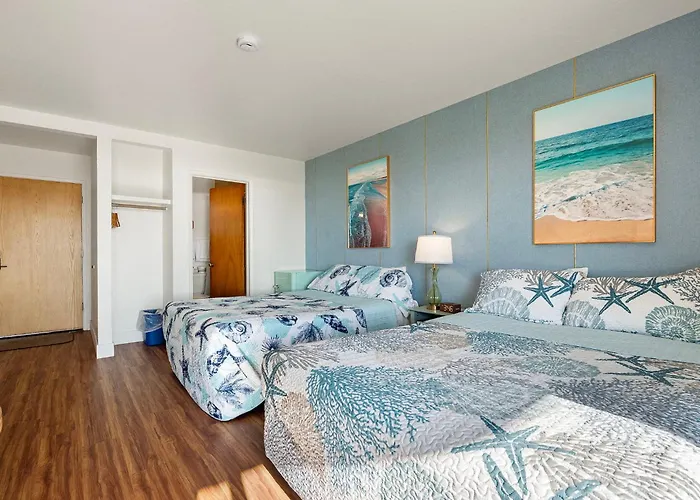Crescent Beach Motel