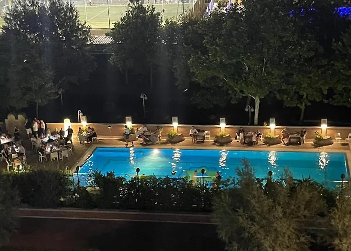 Hotel Miramare con piscina