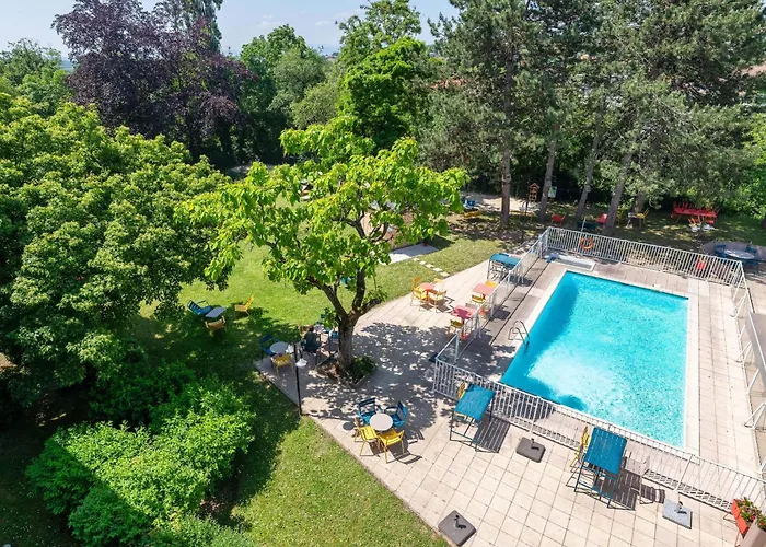 B&B Hotel Lyon Nord 4 Etoiles