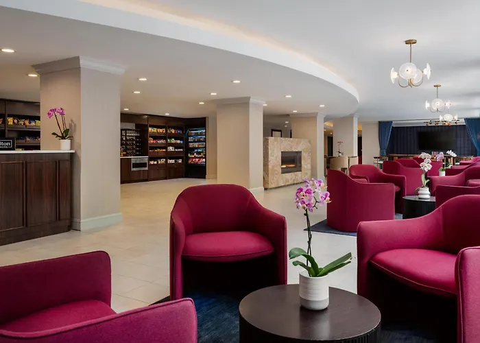 Hilton Orrington/Evanston