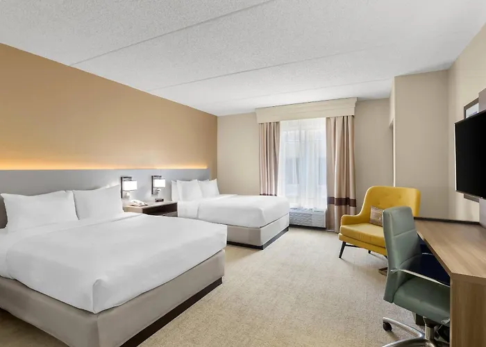 Comfort Suites Near Universal Orlando Resort