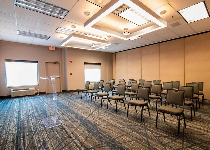 Holiday Inn Express & Suites College Station By Ihg