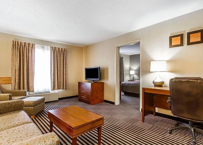 Comfort Inn Owatonna Near Medical Center