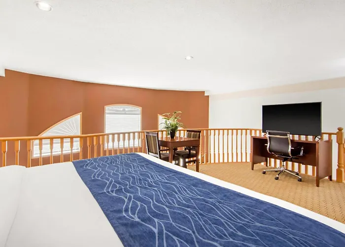 Comfort Inn & Suites Medicine Hat Shopping Centre