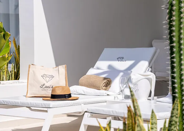 Lani'S Suites De Luxe - Adults Only