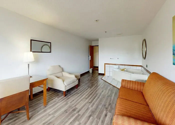 Oscoda Lakeside Hotel