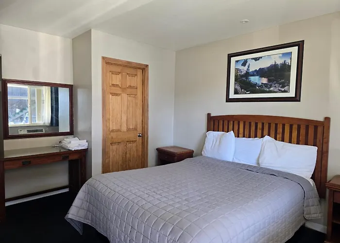 A&A Lake Tahoe Inn