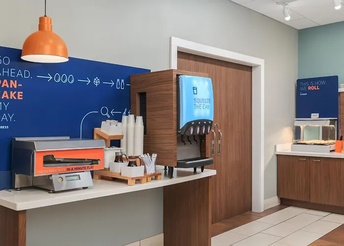 Holiday Inn Express Melbourne West By Ihg