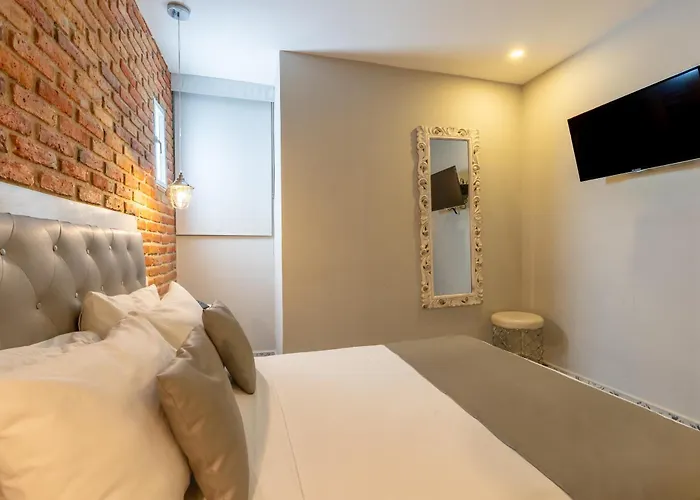 Hotel Boutique Adaz