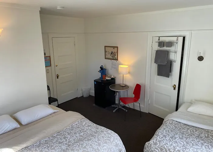 Portland International Guesthouse