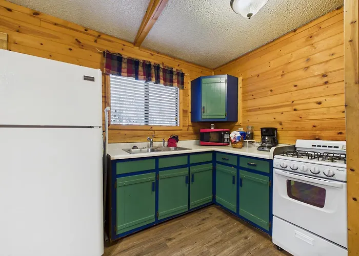 Whispering Pine Cabins
